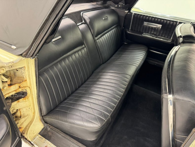 1965 Lincoln Continental 53