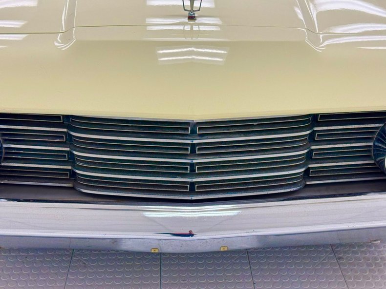 1965 Lincoln Continental 9
