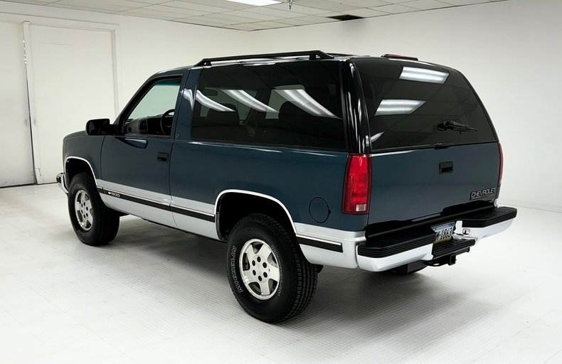 1995 Chevrolet Tahoe 3