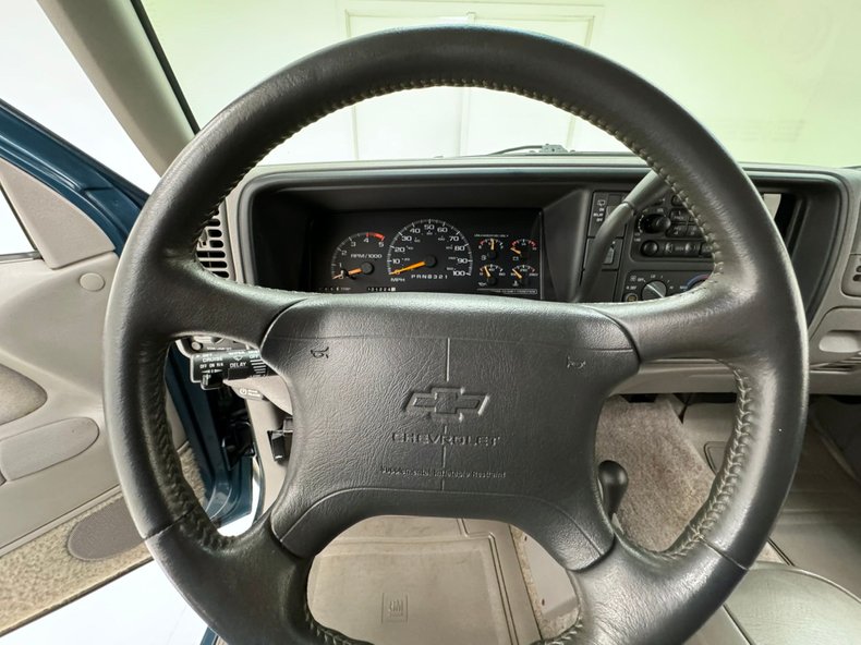 1995 Chevrolet Tahoe 51