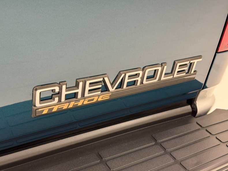 1995 Chevrolet Tahoe 19