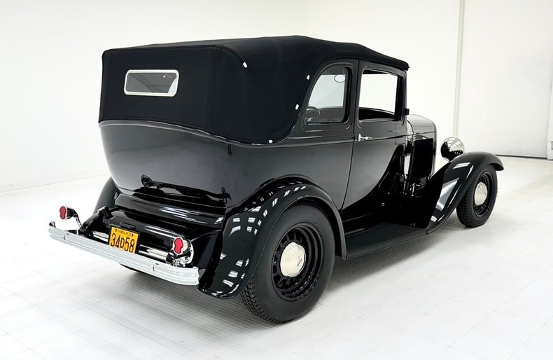 1932 Ford Model B 8
