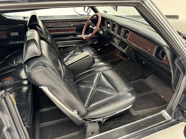 1970 Lincoln Continental 48