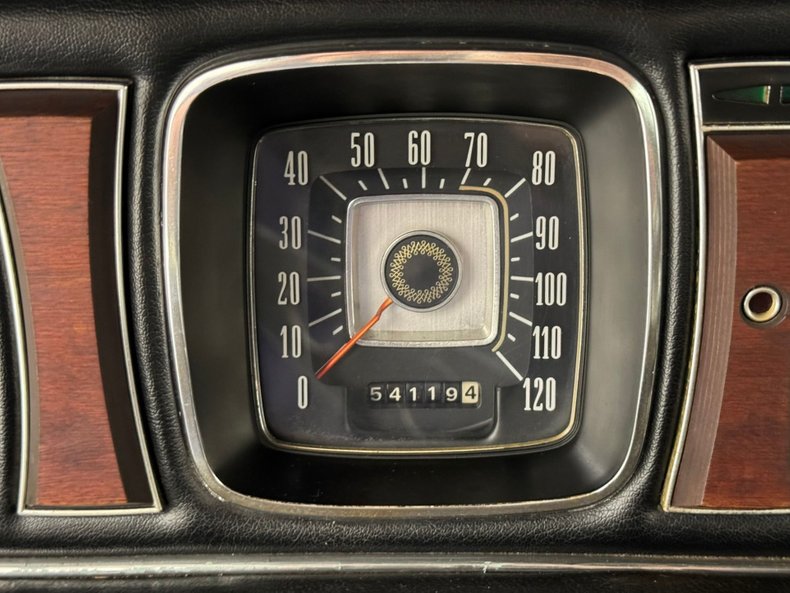 1970 Lincoln Continental 52