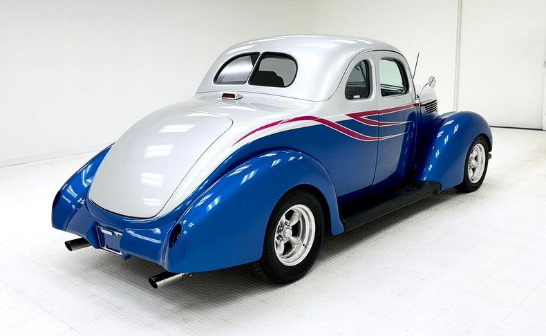 1938 Ford 48 Series 5
