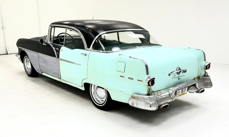 1956 Pontiac Chieftain 3