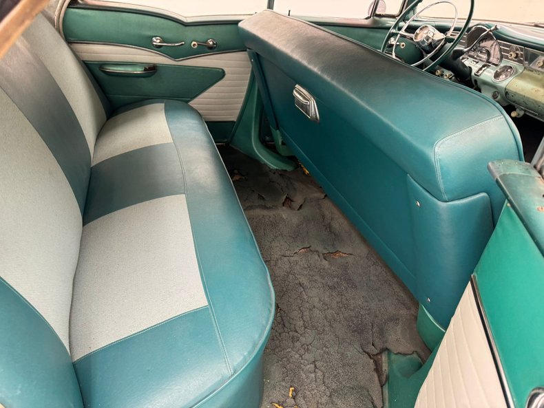 1956 Pontiac Chieftain 47