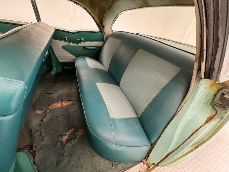 1956 Pontiac Chieftain 42