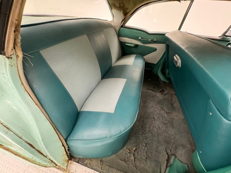 1956 Pontiac Chieftain 46
