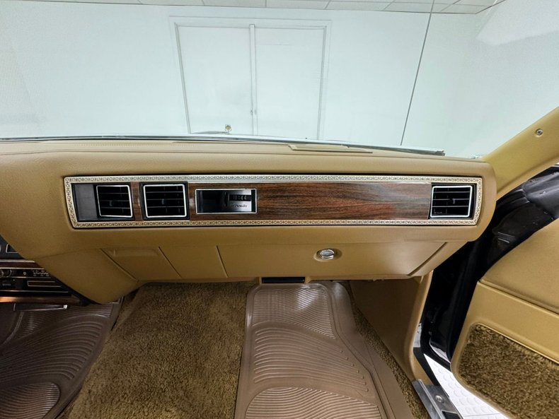1977 Chrysler Cordoba 48