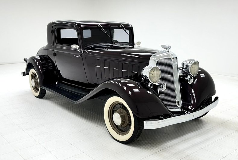 1933 Chrysler Imperial 7