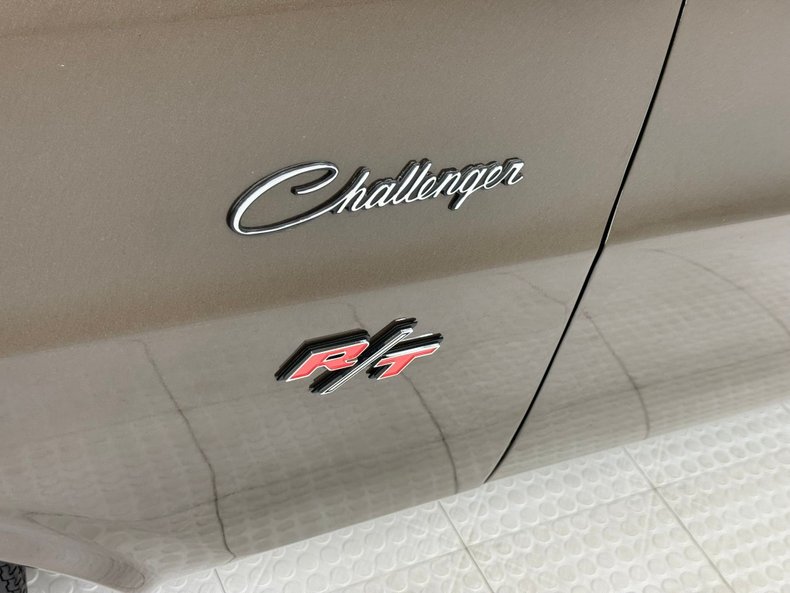1970 Dodge Challenger 14