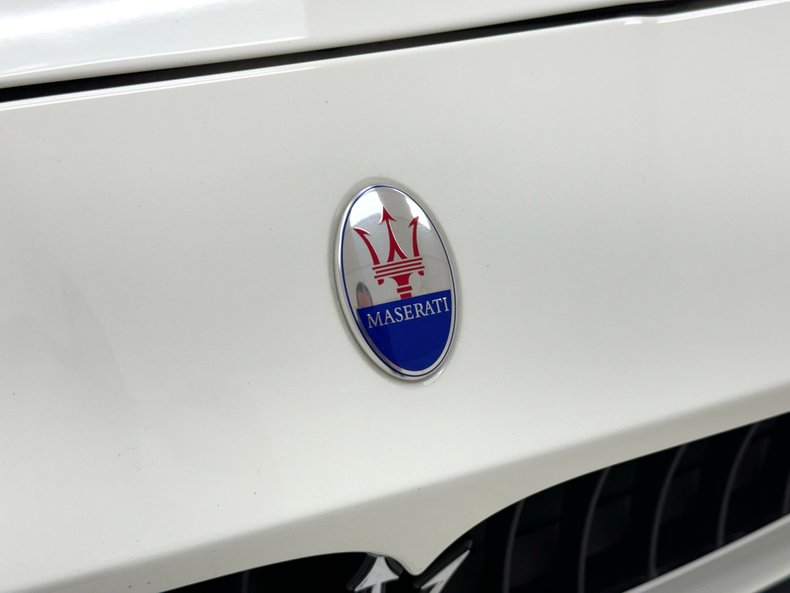 2015 Maserati GranTurismo 10