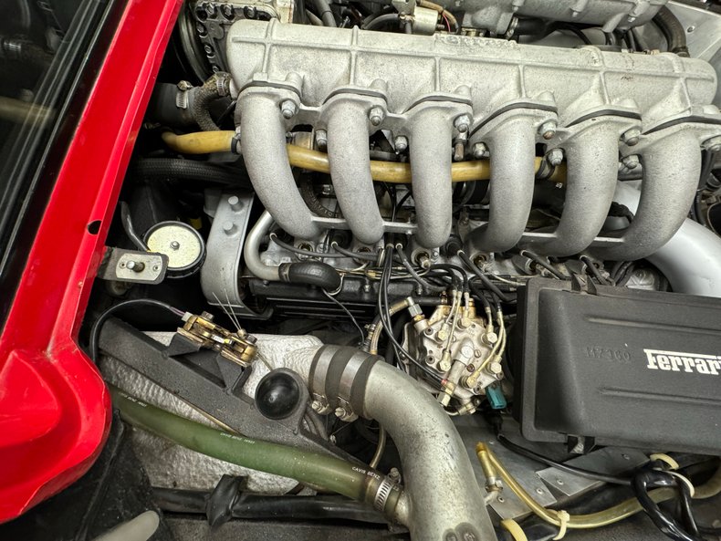 1984 Ferrari Berlinetta Boxer 38