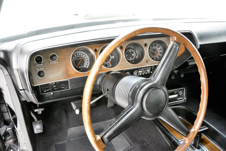 1971 Dodge Challenger 31