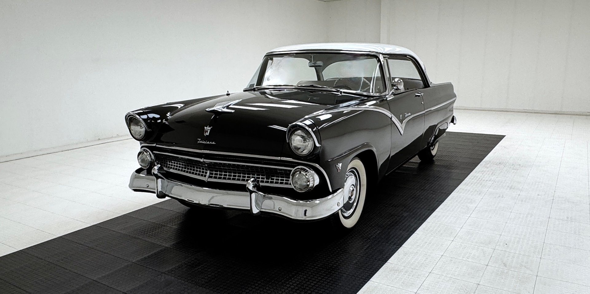 1955 Ford Fairlane Crown Victoria Value | Hagerty Valuation Tools®