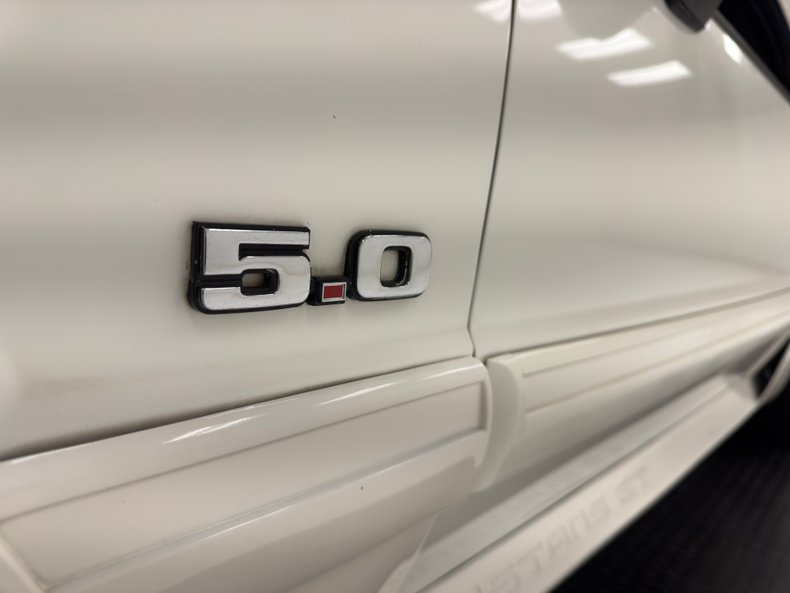 1993 Ford Mustang 15