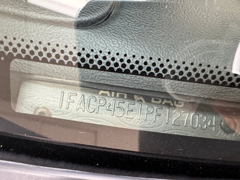 1993 Ford Mustang 120
