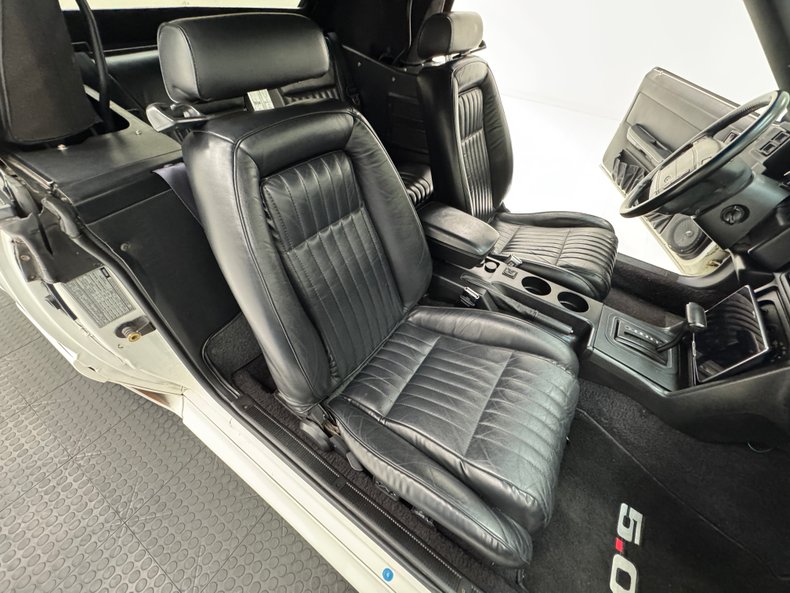 1993 Ford Mustang 77