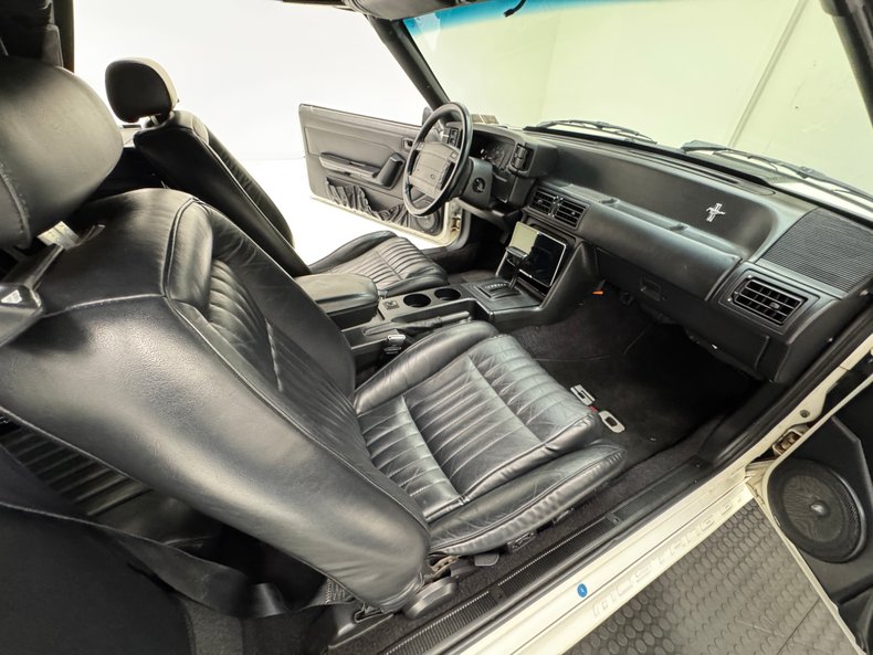 1993 Ford Mustang 78