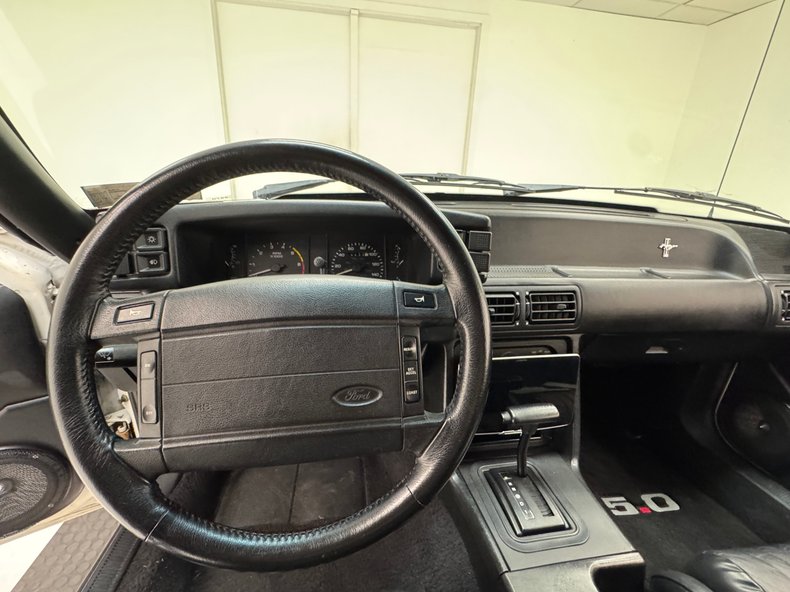 1993 Ford Mustang 80