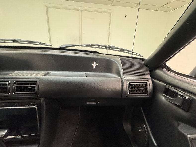 1993 Ford Mustang 85