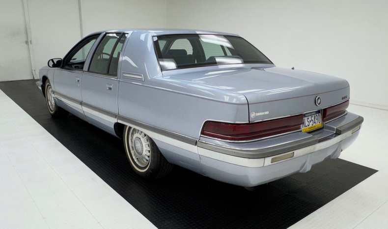 1995 Buick Roadmaster 3