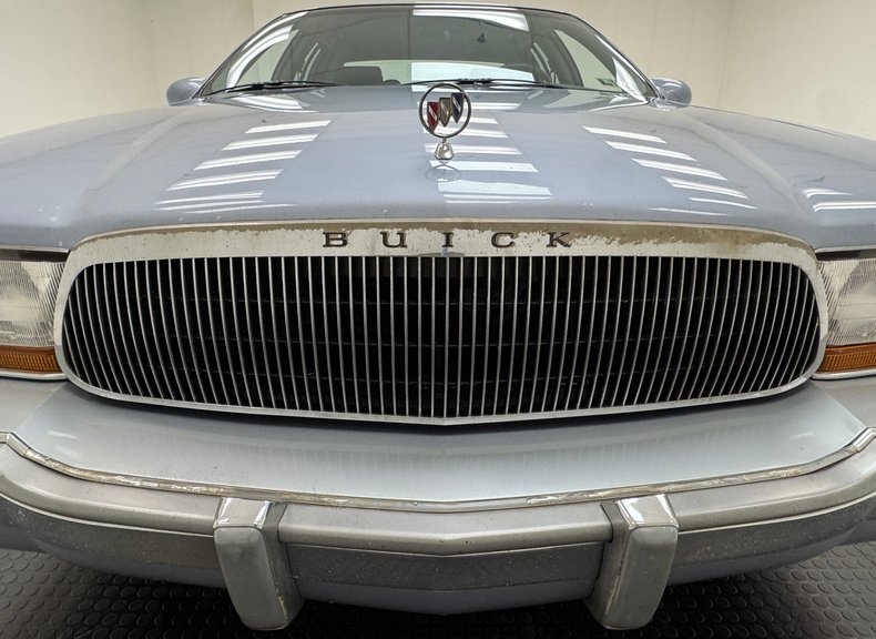 1995 Buick Roadmaster 9