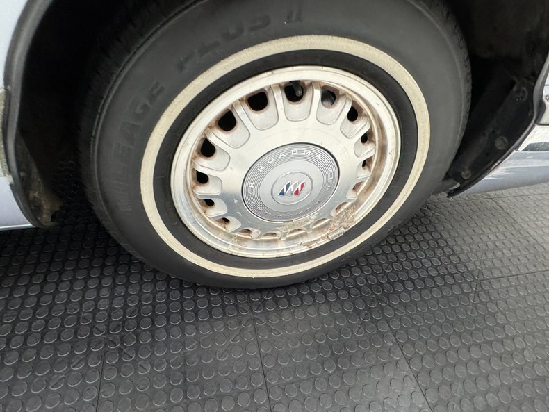 1995 Buick Roadmaster 22