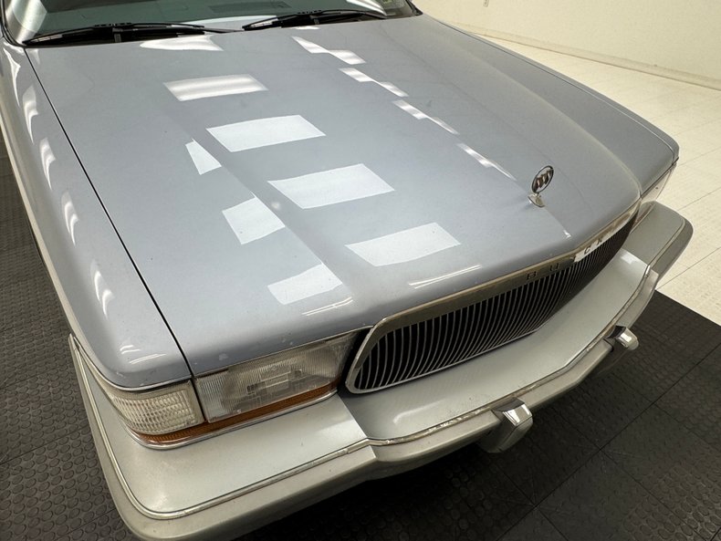 1995 Buick Roadmaster 23