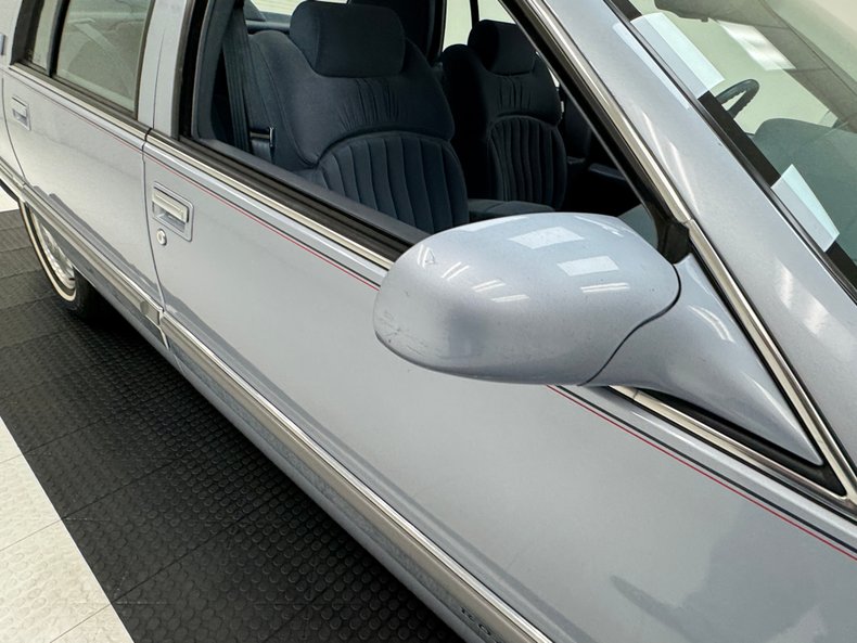 1995 Buick Roadmaster 37