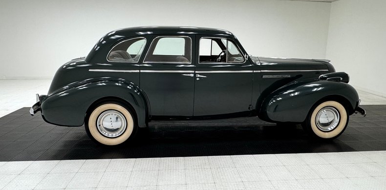 1939 Buick Series 61 6
