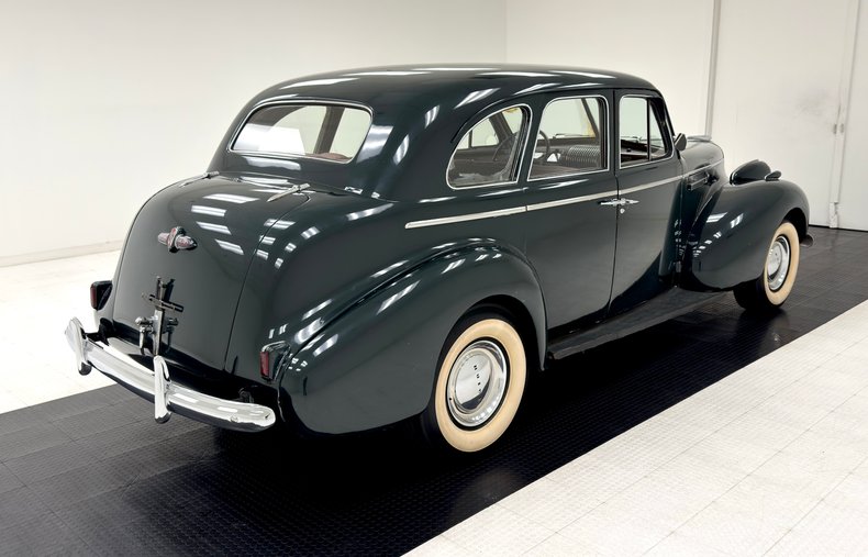 1939 Buick Series 61 5