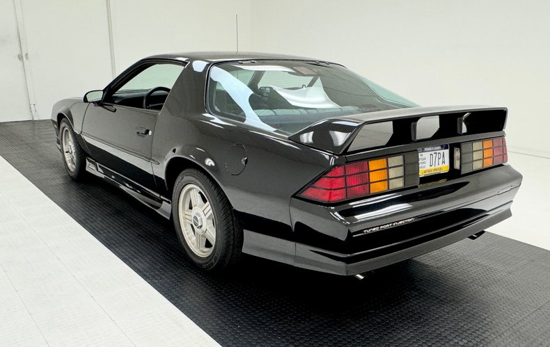 1991 Chevrolet Camaro 3
