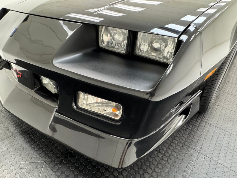 1991 Chevrolet Camaro 10
