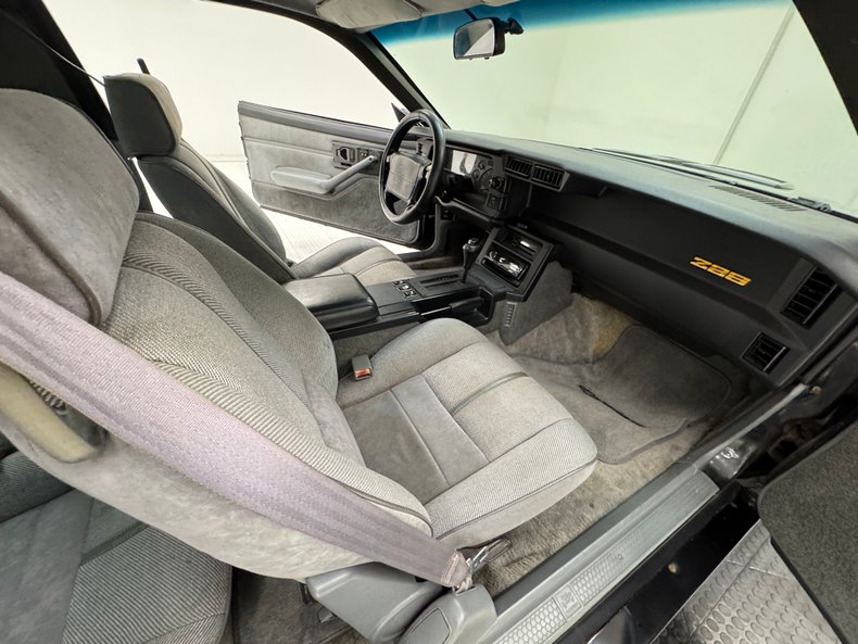 1991 Chevrolet Camaro 119