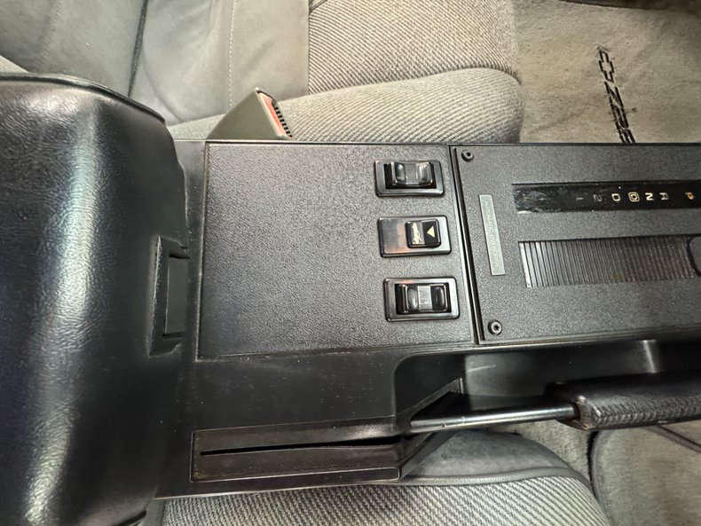 1991 Chevrolet Camaro 127