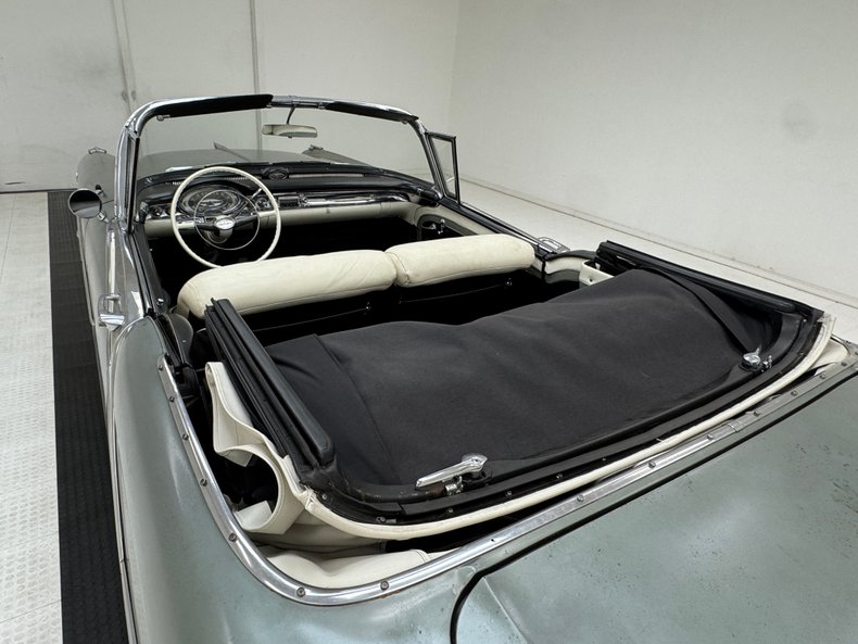 1957 Oldsmobile Ninety Eight 24