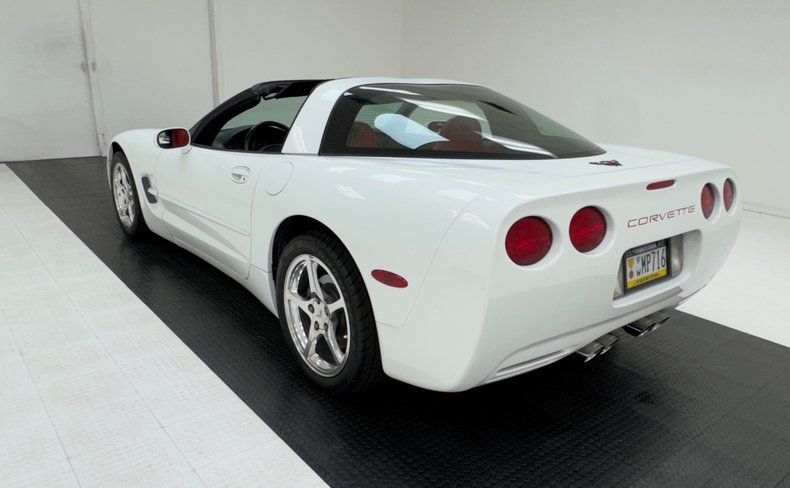 2000 Chevrolet Corvette 6