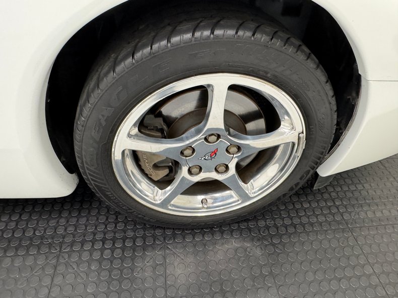 2000 Chevrolet Corvette 26