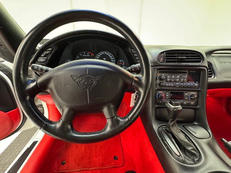 2000 Chevrolet Corvette 77