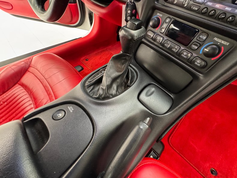 2000 Chevrolet Corvette 82