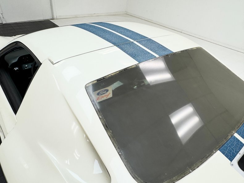 1988 Pontiac Fiero 23