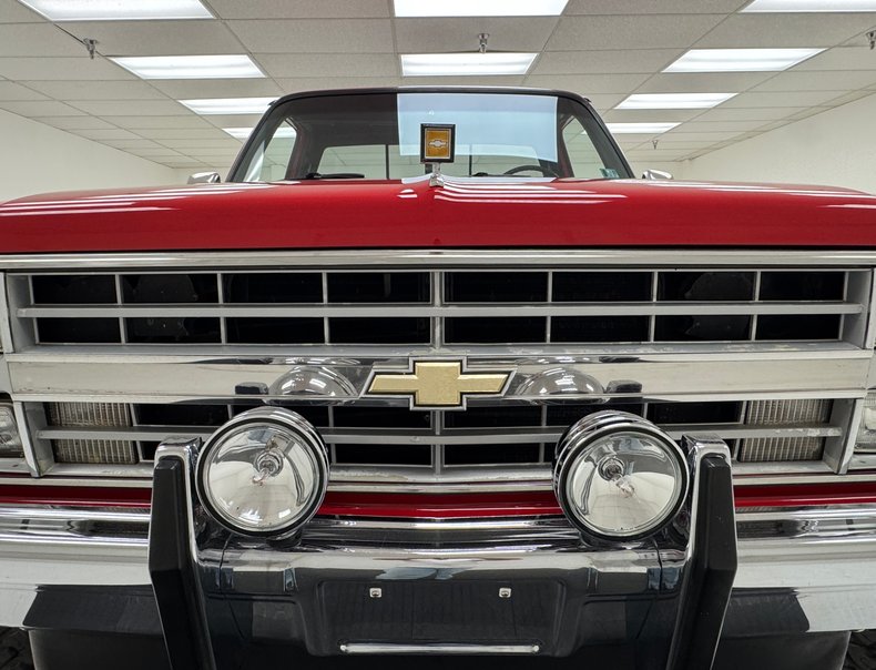 1987 Chevrolet K-10 9