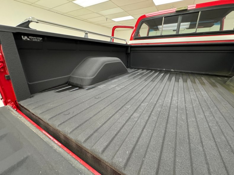1987 Chevrolet K-10 33