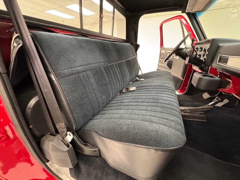1987 Chevrolet K-10 39