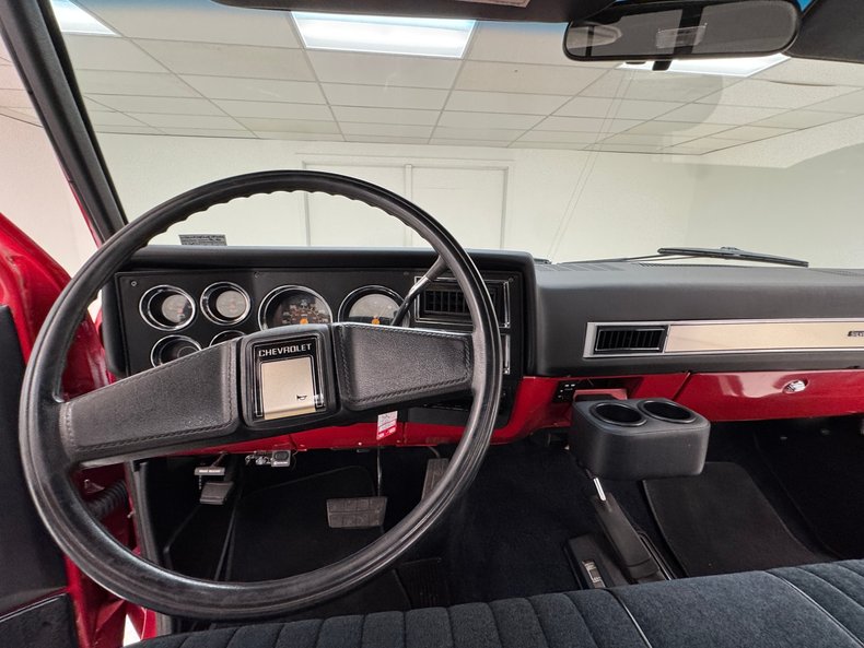 1987 Chevrolet K-10 41