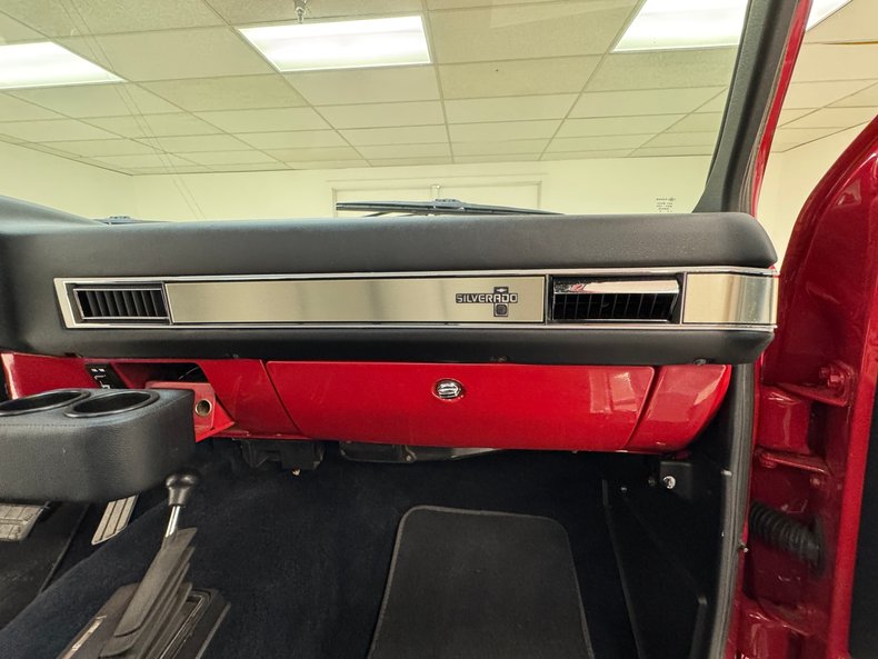 1987 Chevrolet K-10 45