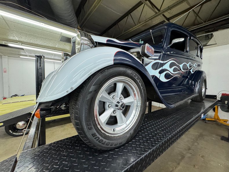 1933 Dodge 6 Series 72