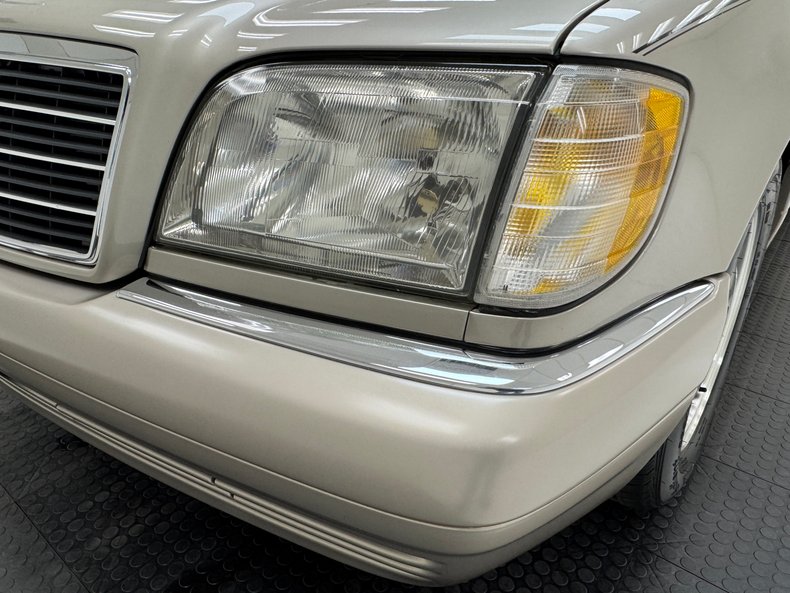 1999 Mercedes-Benz S320 11
